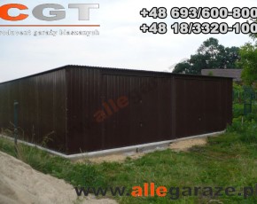 Garaż blaszany 8x6 zielony RAL6005 brama dwuskrzydłowa 